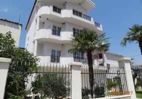 Rruga Terfil Agai,Tiranë,Albania,5 Bedrooms Bedrooms,4 BathroomsBathrooms,Villas,Rruga Terfil Agai ,4,1124