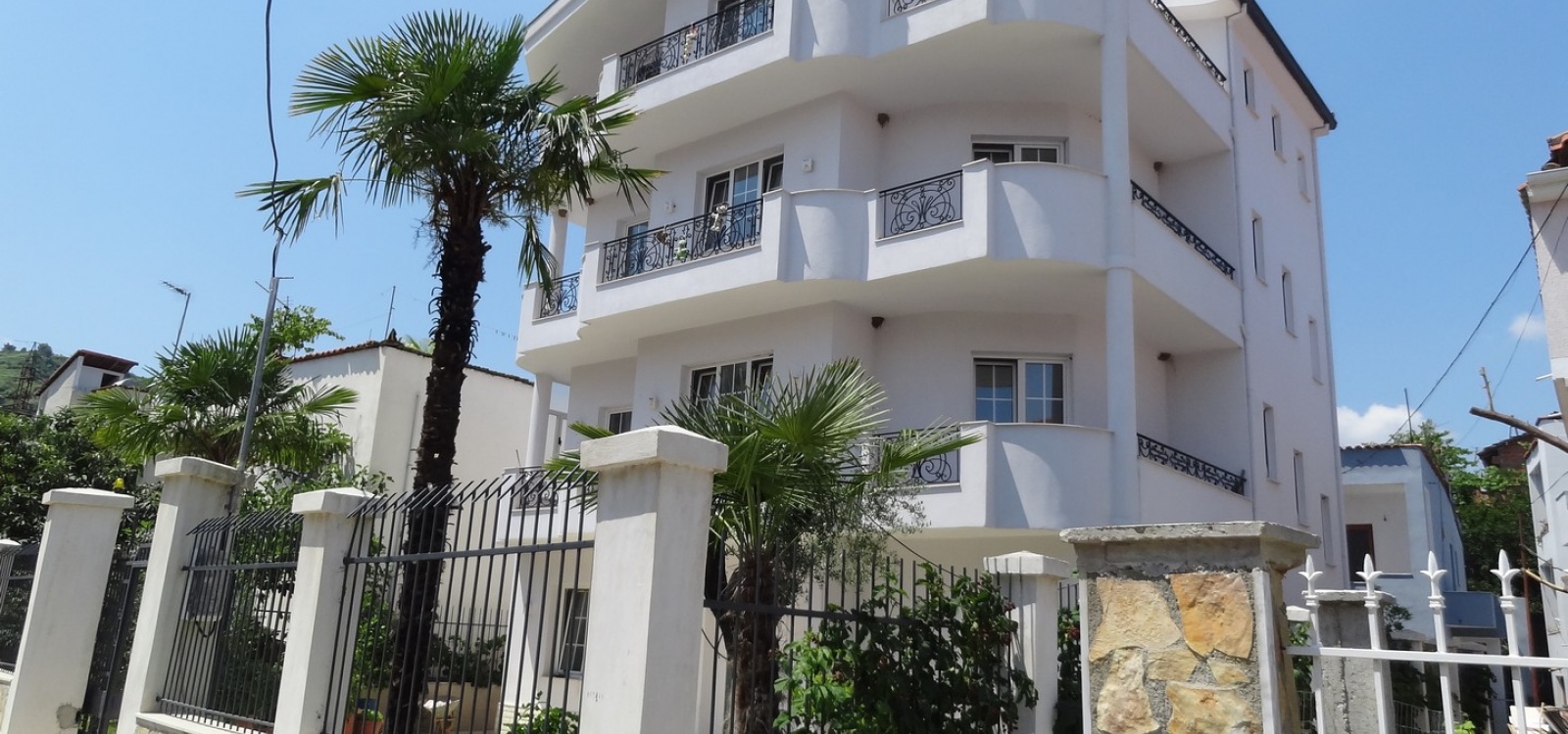 Rruga Terfil Agai,Tiranë,Albania,5 Bedrooms Bedrooms,4 BathroomsBathrooms,Villas,Rruga Terfil Agai ,4,1124