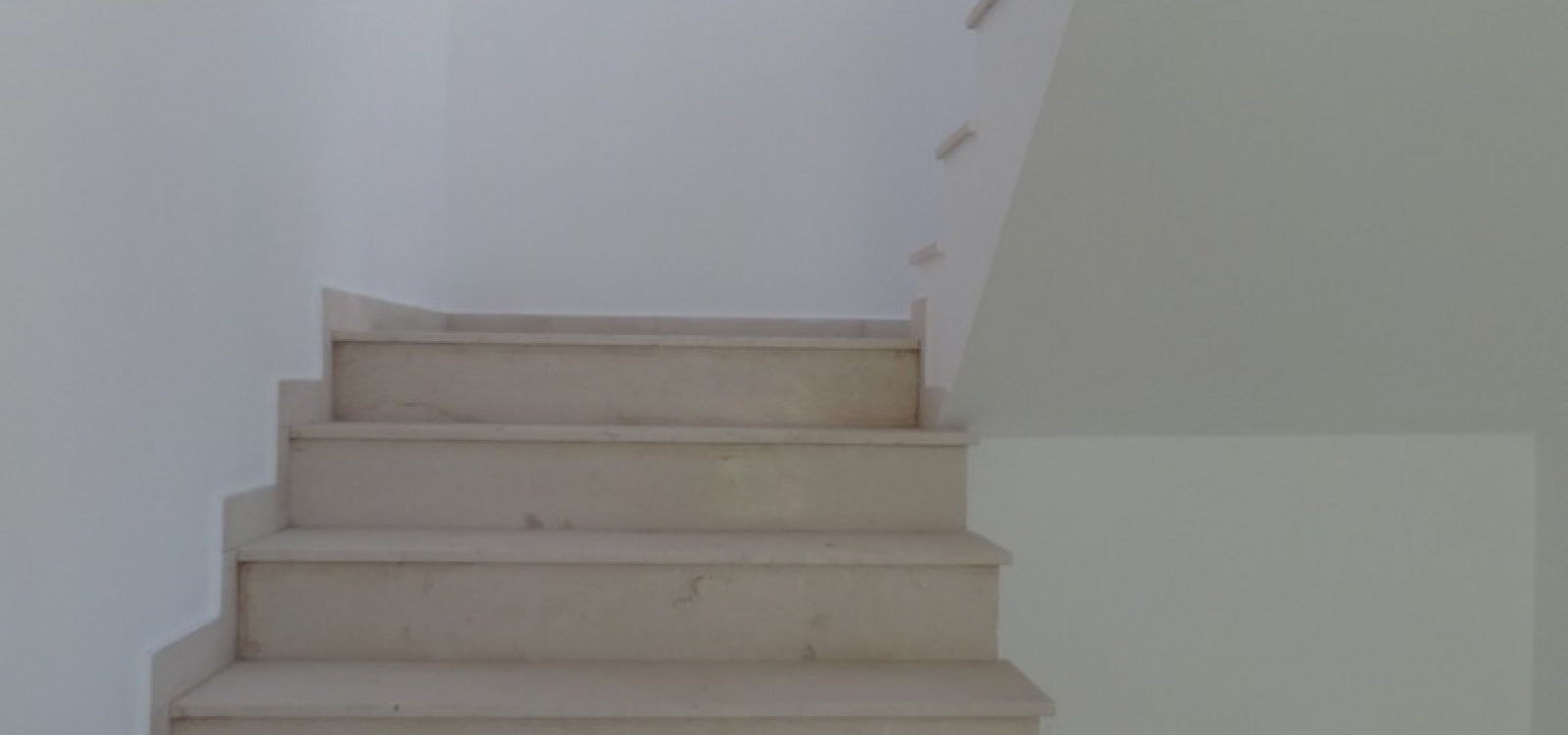 Rruga Terfil Agai,Tiranë,Albania,5 Bedrooms Bedrooms,4 BathroomsBathrooms,Villas,Rruga Terfil Agai ,4,1124