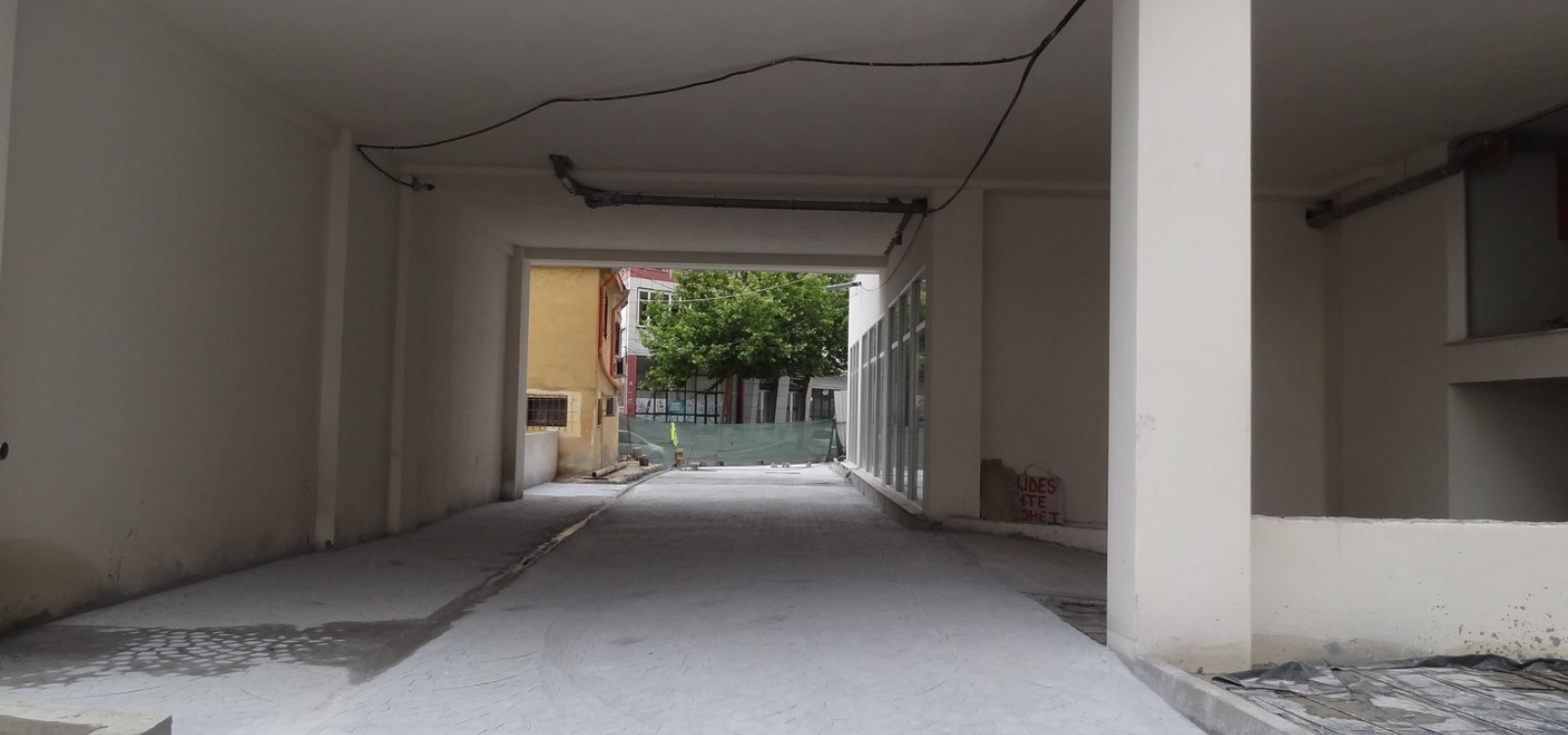Rruga Ali Demi,Tiranë,Albania,Store,Rruga Ali Demi,1127