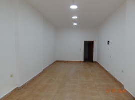 Komuna e Parisit,Tiranë,Albania,Store,Komuna e Parisit ,1131
