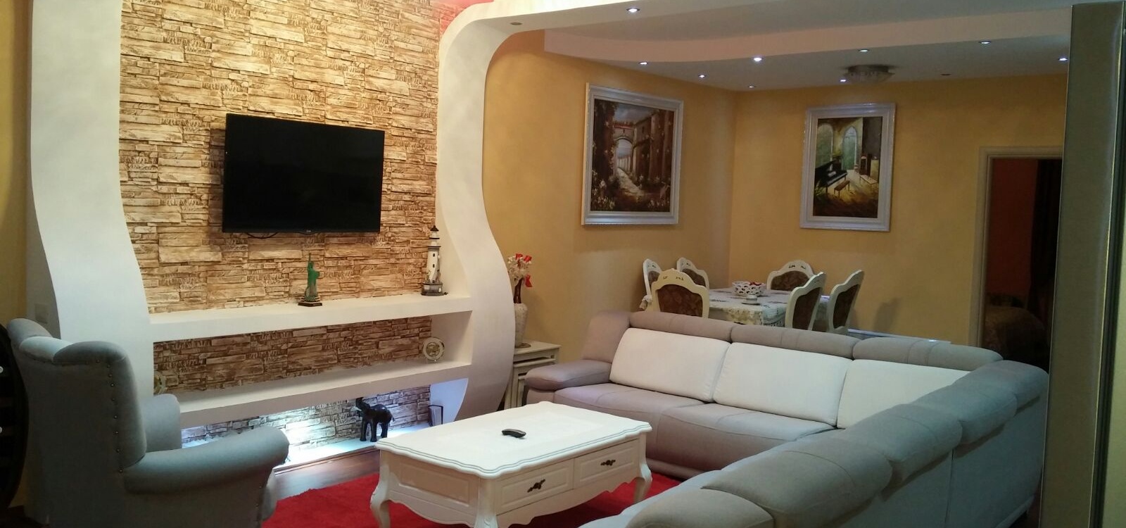 Rr. Peti,Tirana,Tiranë,Albania,2 BathroomsBathrooms,Apartment 2 x 1,Rr. Peti,2,1012