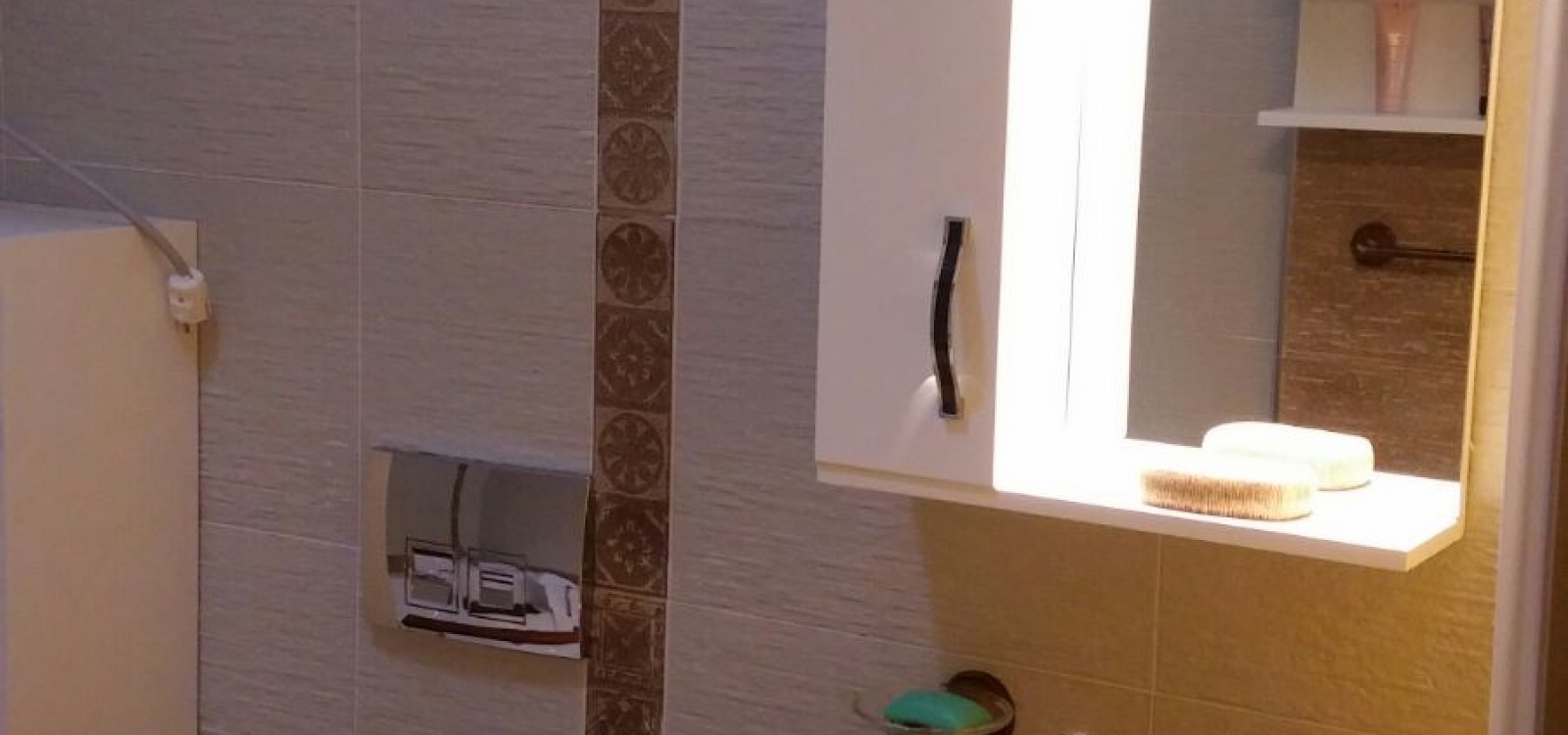 Rr. Peti,Tirana,Tiranë,Albania,2 BathroomsBathrooms,Apartment 2 x 1,Rr. Peti,2,1012