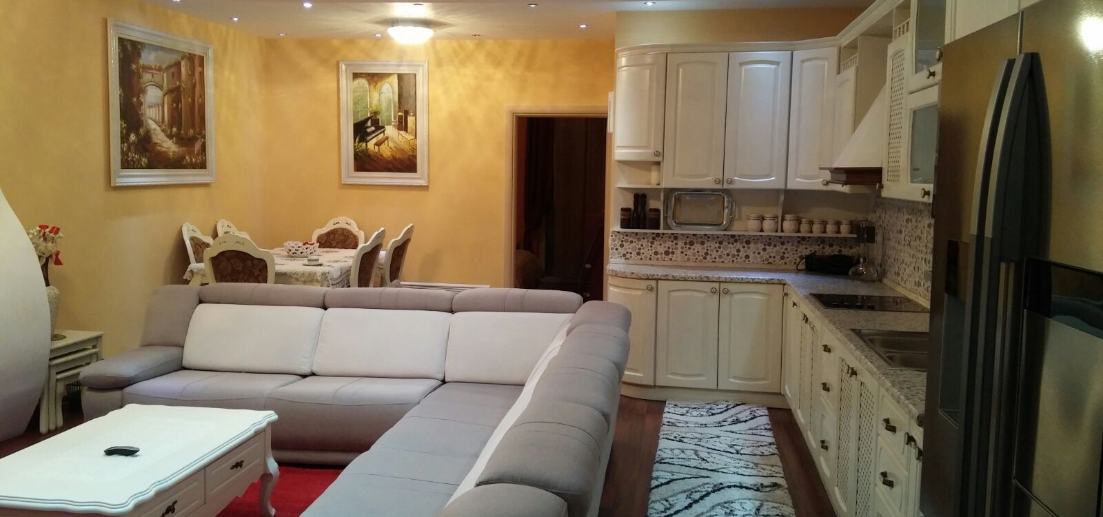 Rr. Peti,Tirana,Tiranë,Albania,2 BathroomsBathrooms,Apartment 2 x 1,Rr. Peti,2,1012