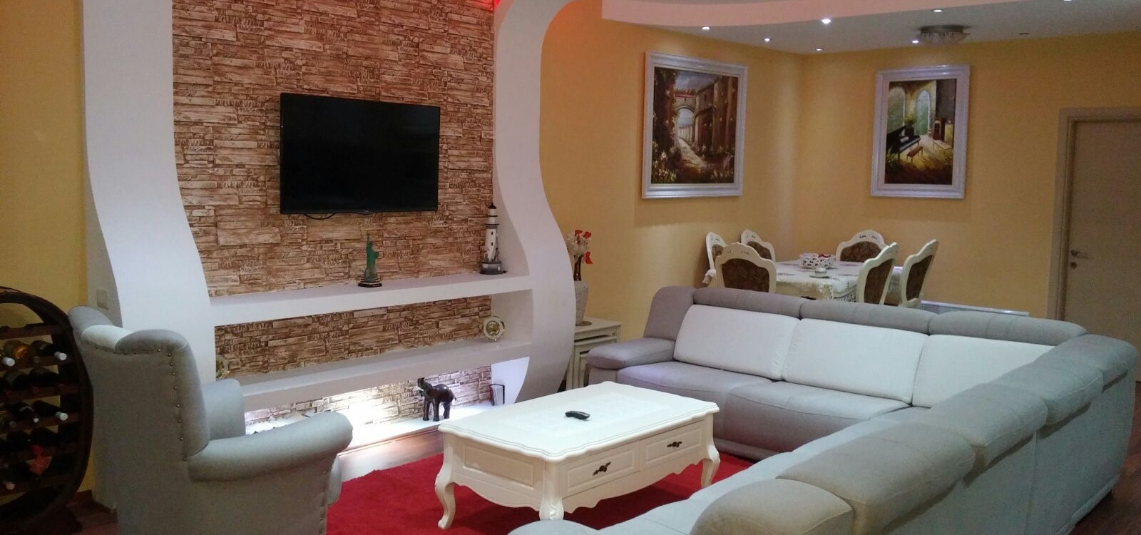 Rr. Peti,Tirana,Tiranë,Albania,2 BathroomsBathrooms,Apartment 2 x 1,Rr. Peti,2,1012