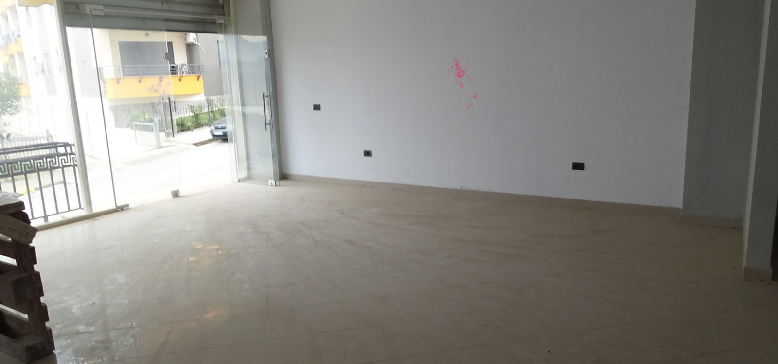 Rr. Liqeni i Thate,Tirane,Qarku Tirane,Albania,Store,1014